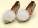 Furry Wedding Shoe Clips, Champagne Fluffy Pom Pom Shoe Brooch, Bridal Accessories, Cream Shoe Decor, Fur Ball Shoe Charms, Puff Pompom Bows