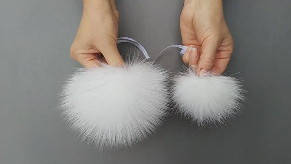 Fur pom pom, White fur pom pom for hat, Real fox fur pom, Large plush furry ball, Detachable pompom, Fluffy pompon, Fuzzy bommel